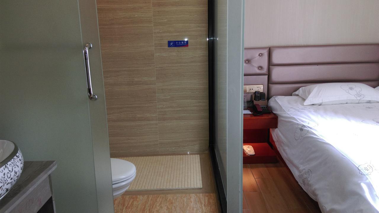 Guangzhou Tie Lv Hotel Exteriör bild